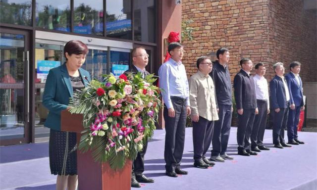 吉林北山四季越野滑雪場“國家雪上項(xiàng)目訓(xùn)練基地”揭牌 2