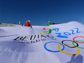 國家體育總局政策法規(guī)司負責(zé)人解讀《關(guān)于以2022年北京冬奧會為契機大力發(fā)展冰雪運動的意見》