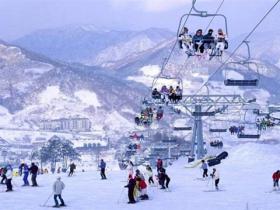 強(qiáng)國(guó)體育打造冰雪新定位 奧運(yùn)經(jīng)濟(jì)推動(dòng)產(chǎn)業(yè)新發(fā)展