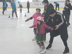 練習(xí)花樣滑冰都需要哪些護(hù)具？