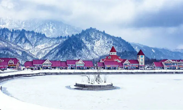 中國冰雪產業(yè)