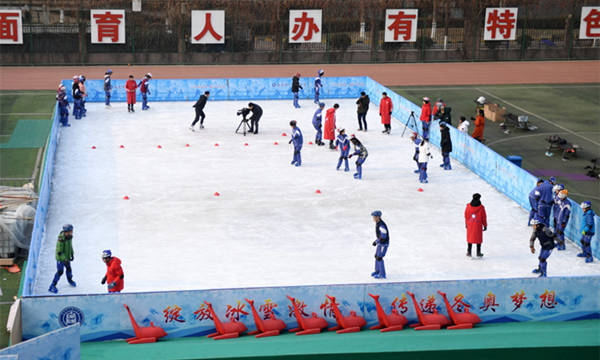 衡水市810所學(xué)校全部開展冰雪活動(dòng)