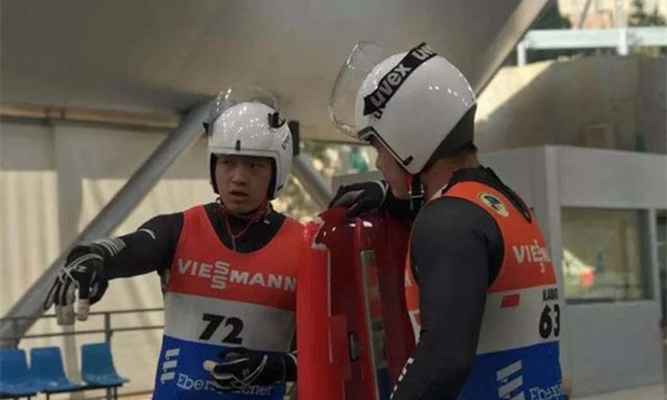 冰雪健兒不負青春 爭創(chuàng)冬奧中國速度