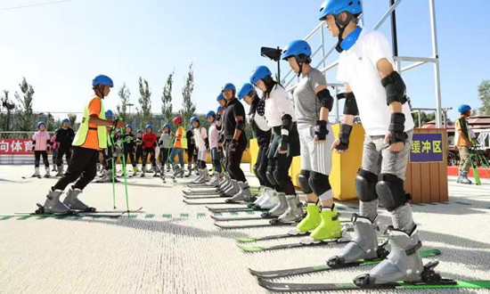 助力冬奧朝陽(yáng)在行動(dòng):將冰雪運(yùn)動(dòng)送到百姓身邊