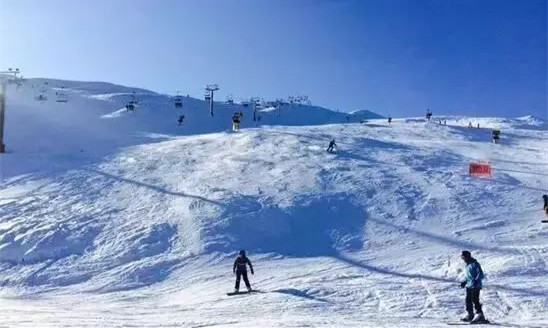 首屆冬奧冰雪產(chǎn)業(yè)人才大會交流會10月24日舉辦