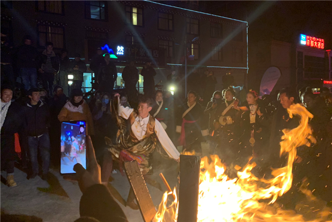 2019“冬游西藏”首屆昌都然烏·來古冰雪節(jié)7