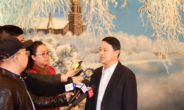 吉林市委書記王庭凱介紹吉林市冰雪產業(yè)發(fā)展