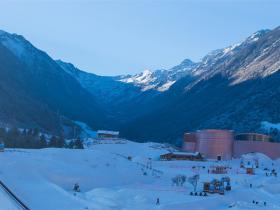 四川理縣鷓鴣山自然公園滑雪場(chǎng)