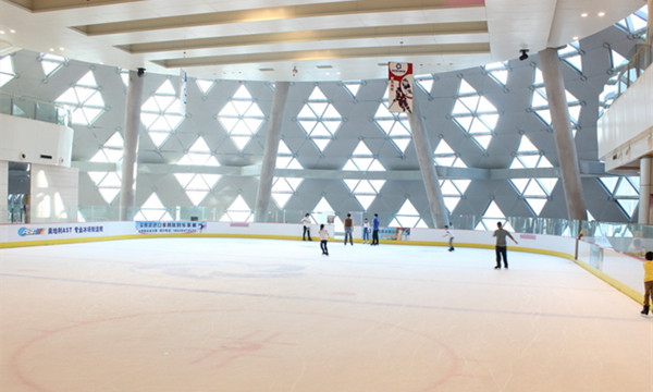 歐悅滑冰俱樂部(德思勤四季匯店)