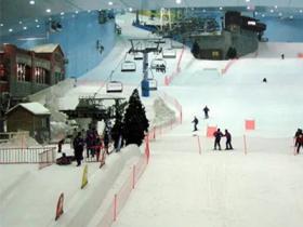 如何選擇適合的人工滑雪場設(shè)計公司？