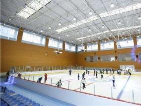 室內(nèi)滑冰場投資需要多少錢