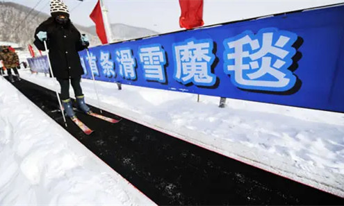 滑雪場(chǎng)魔毯